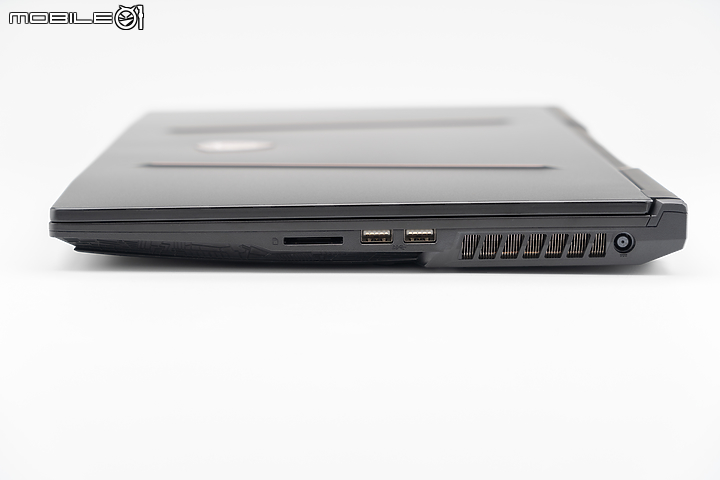MSI GE75 Raider 10SGS 挑戰旗艦效能 CP 電競王座！