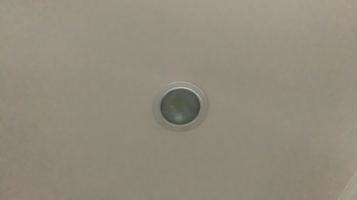 有人會拆這種燈泡嗎?