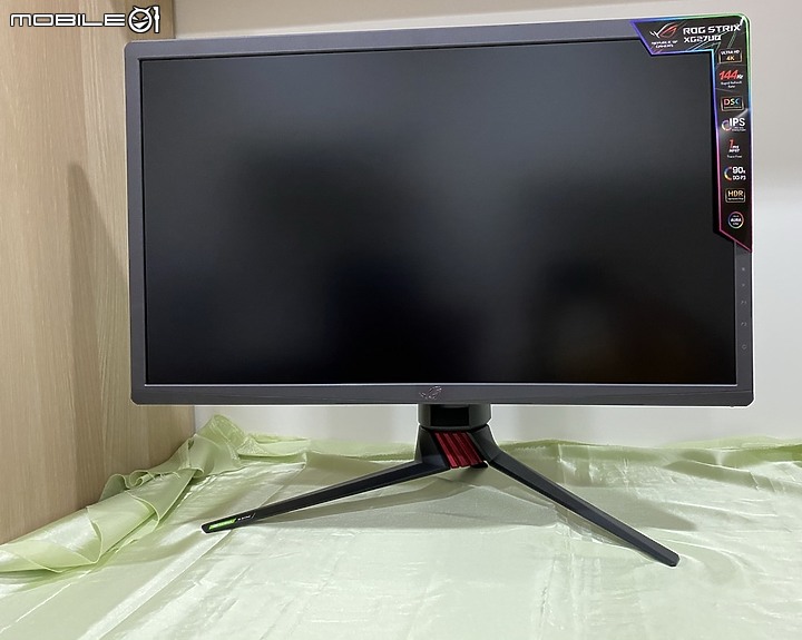 3W 有找 4K144 信仰荷包兼顧 ROG STRIX XG27UQ UHD 開箱