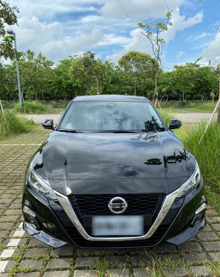 [開箱]不完美Nissan ALTIMA開箱心得文