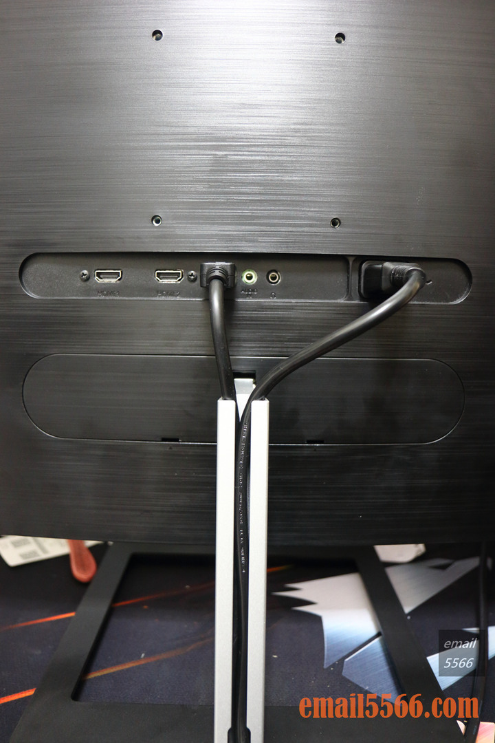 點我看大圖 PHILIPS 飛利浦 328E1C 32吋曲面4K高畫質顯示器開箱-Ultra HD 4K、VA、1500R