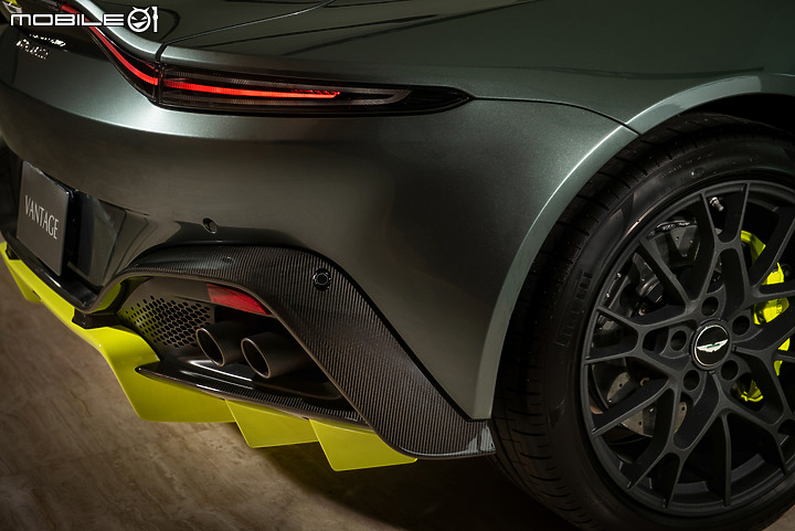 【限量59部】千萬級手排來了!Aston Martin Vantage AMR Manual 59 Edition抵台亮相!