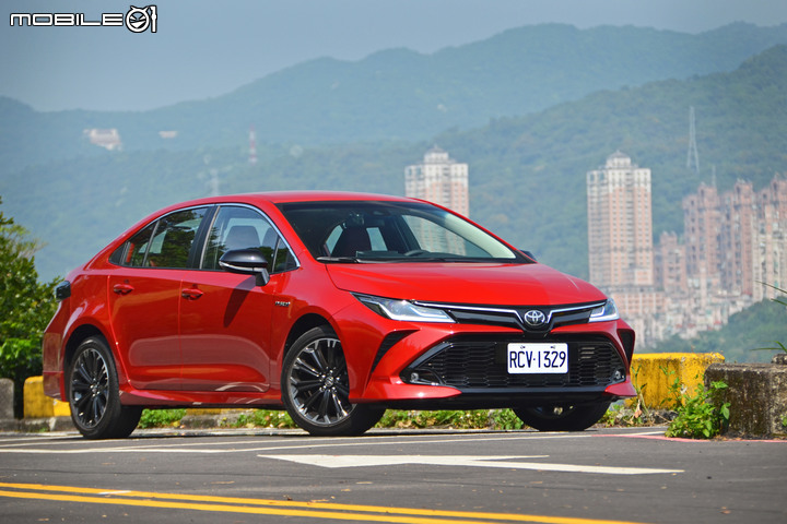 Toyota Corolla Altis Hybrid GR Sport 試駕 有一種帥，你得實際品味！