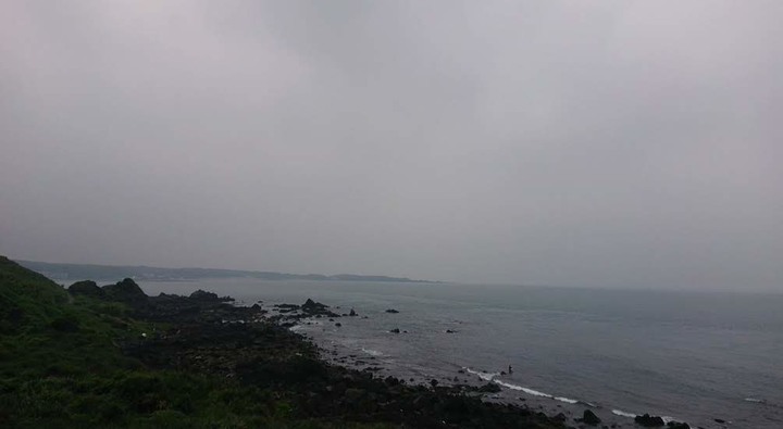 山上有個富貴角?|美人樹大道|三芝田心|淡水老街蛋餅外酥內嫩|油桐花海 【台北單車go百K系列】