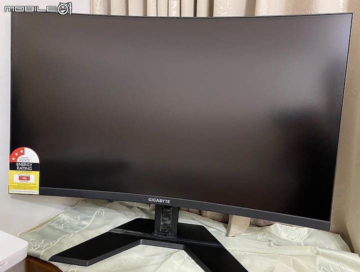 GIGABYTE 技嘉大尺寸 1500R 曲面G32QC 熱騰騰 開~香