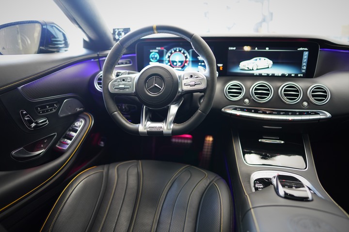 點我看大圖 開箱文/我的第一部賓士車 AMG S63 Coupe Yellow Night Edition