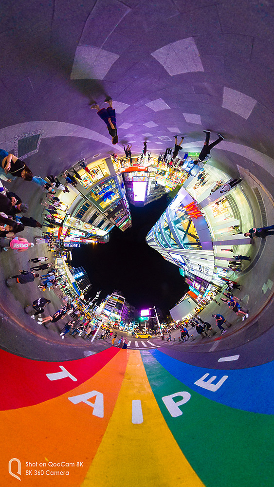 點我看大圖 KanDao QooCam 8K 360 開箱 /操作/ 實拍 ,詳細圖文。 世界首創第1台掌上8k超高畫質360相機!