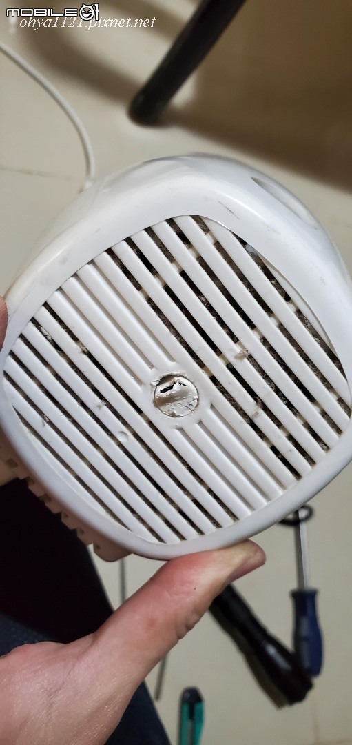 不專業亂搞系列【保養維修】SAMPO SK-FM14R聲寶微電腦電風扇轉很慢?! 這裡保養一下就行了