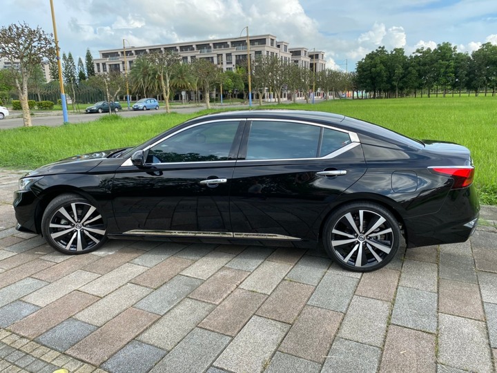 [開箱]不完美Nissan ALTIMA開箱心得文