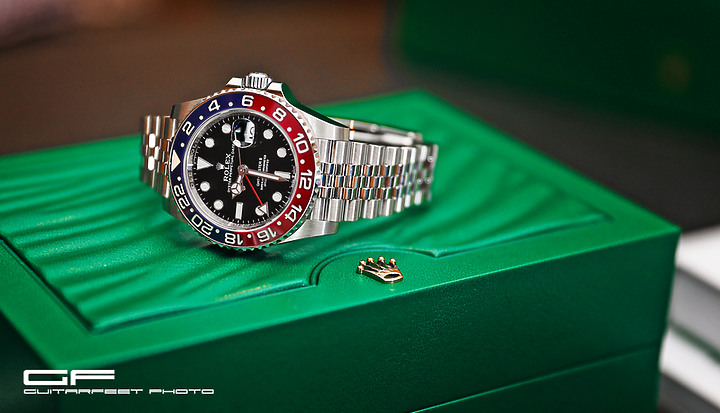 --百事可樂-- Rolex 勞力士 126710 BLRO GMT Master II 紅藍開箱