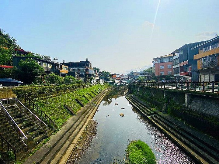 敬老卡坐火車│平溪站:一日遊山城秘境,彩色鳥居共12大特色景點!