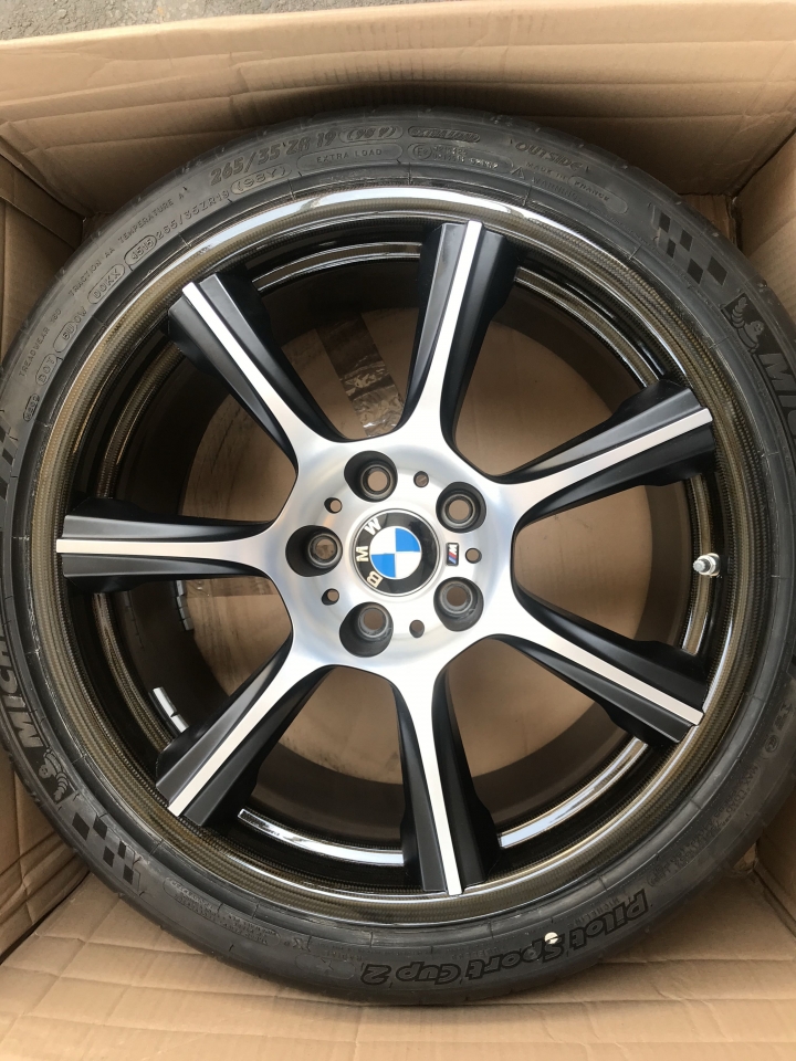 5/1 更新了 M4 GTS 中古鋁圈 開箱文