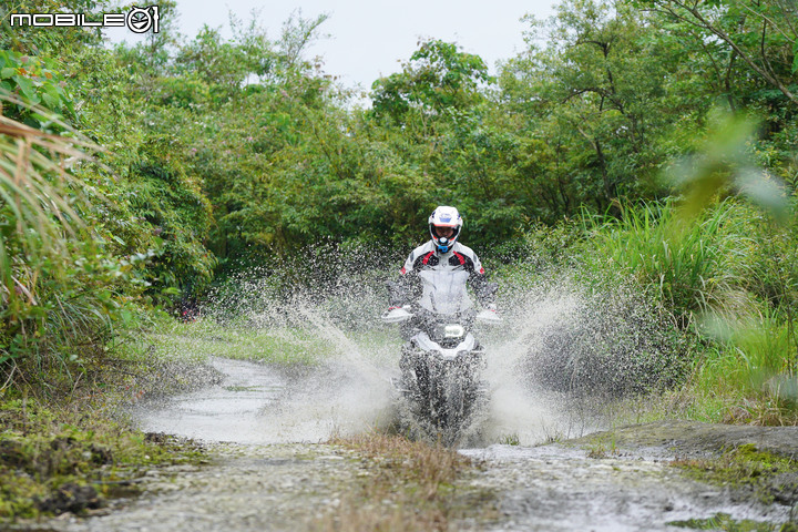 多功能車 off road 原來這麼好玩！BMW Motorrad GS 宜蘭林道之旅