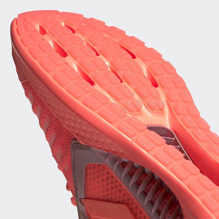 adidas CLIMACOOL系列推出全新三款跑鞋 雙足無死角的涼感透氣！