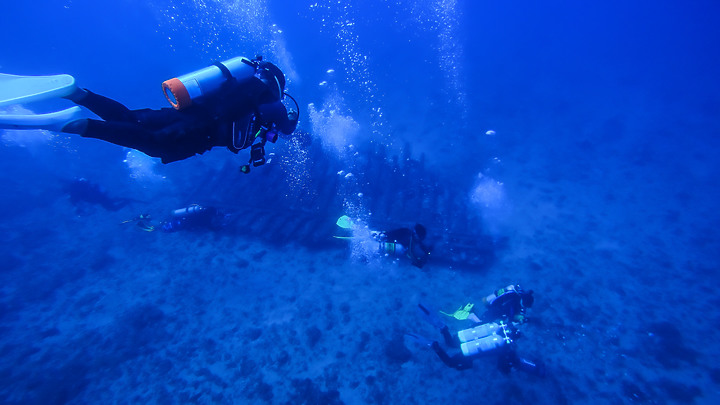 第一次的合界船潛，水清無流輕鬆玩