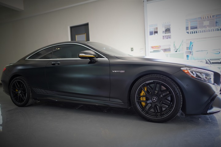點我看大圖 開箱文/我的第一部賓士車 AMG S63 Coupe Yellow Night Edition