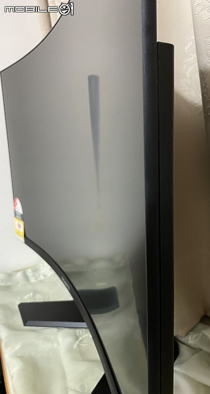 GIGABYTE 技嘉大尺寸 1500R 曲面G32QC 熱騰騰 開~香
