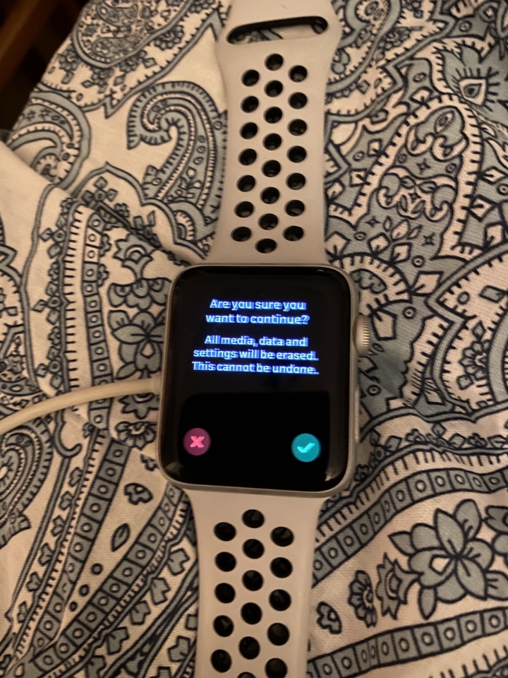 有關Apple Watch 3 GPS版疑似故障求助