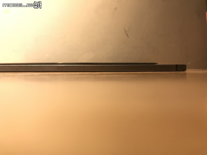 點我看大圖 【開箱】隱形支架 FoldStand