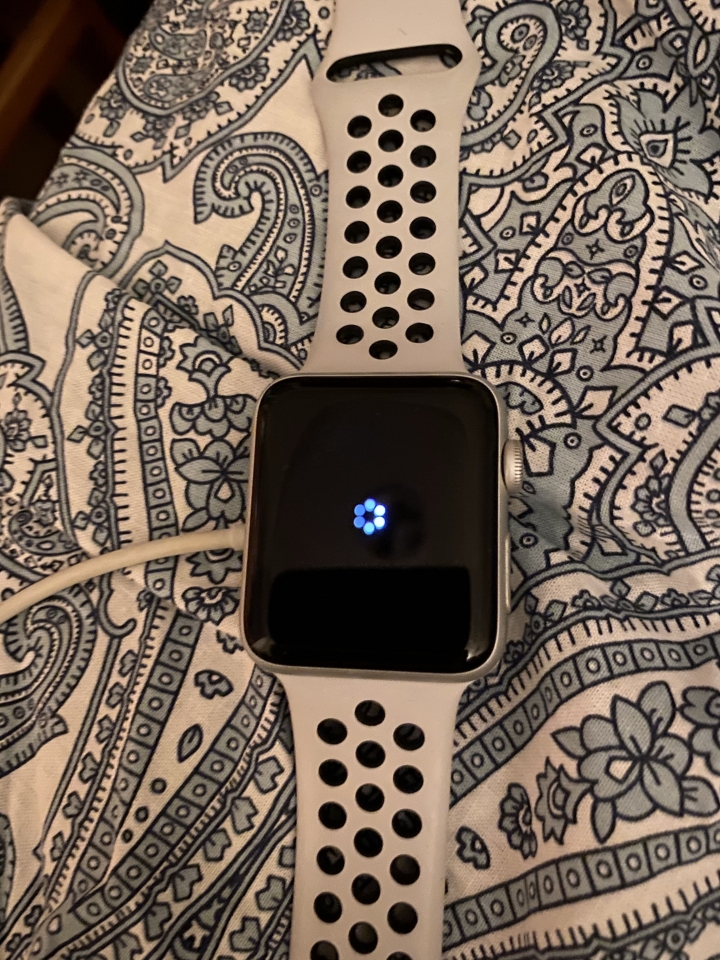 有關Apple Watch 3 GPS版疑似故障求助