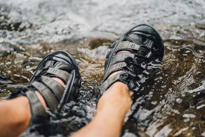KEEN NewPort 山系情侶裝備｜春夏玩水好夥伴