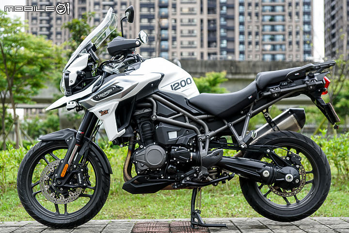 Triumph TIGER 1200 XRᴛ 試駕 頂規大虎絕非虛張聲勢