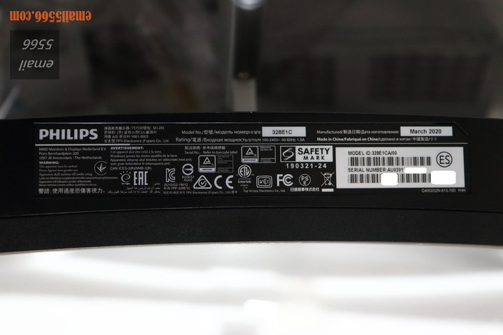 點我看大圖 PHILIPS 飛利浦 328E1C 32吋曲面4K高畫質顯示器開箱-Ultra HD 4K、VA、1500R