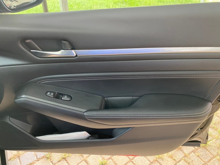 [開箱]不完美Nissan ALTIMA開箱心得文