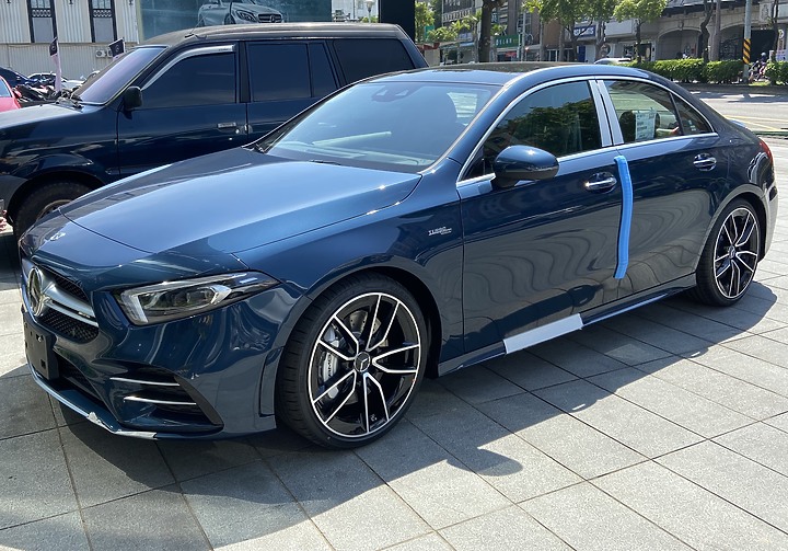 點我看大圖 【開箱 Mercedes-AMG】A35 Sedan 4MATIC 及選配周邊心得分享-更新1萬公里心得