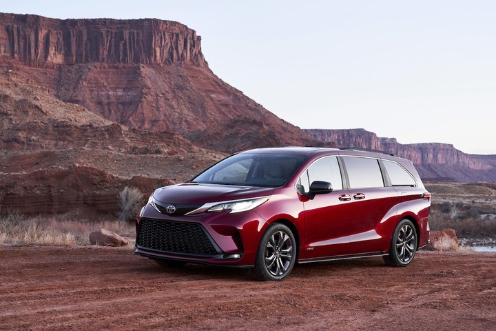 Toyota 第四代Sienna發表！TNGA-K底盤、2.5L Hybrid引擎