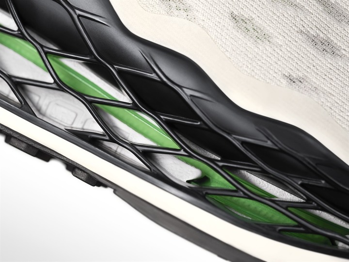 Jordan品牌推出Trunner Ultimate跑步鞋款 辨識度極高的菱格紋結構!