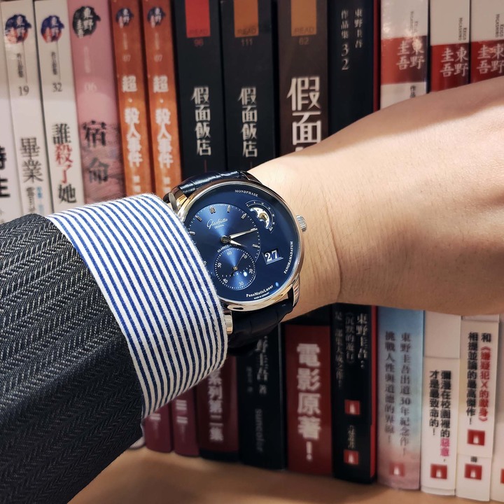 [開箱] 我終於入手啦！Glashütte Original PanoMaticLunar藍面月相腕錶