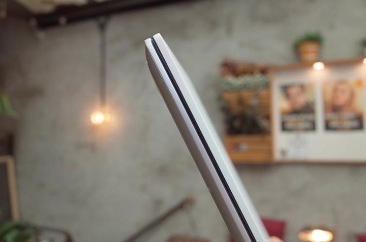 ASUS VivoBook S533 15.6吋 幻彩白,白色控必敗款開箱分享!