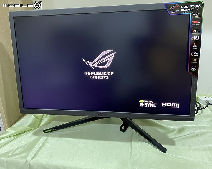 3W 有找 4K144 信仰荷包兼顧 ROG STRIX XG27UQ UHD 開箱