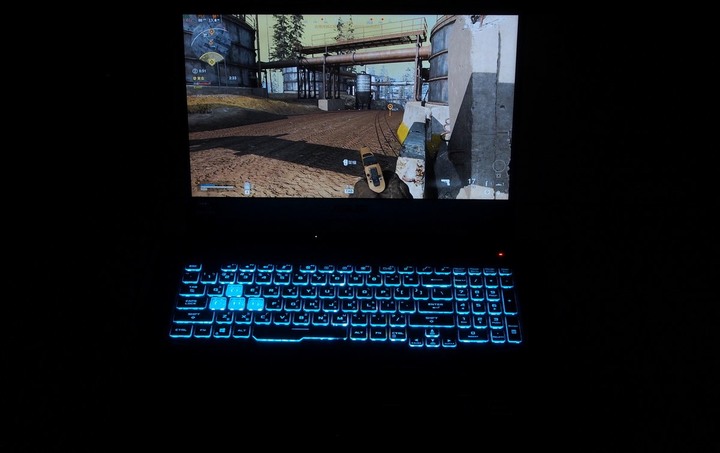 新一代香香機 ASUS TUF GAMING A15 FA506 開箱