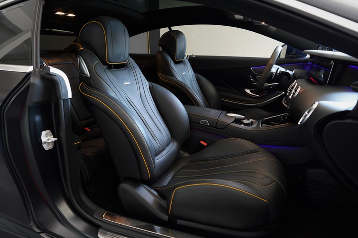 點我看大圖 開箱文/我的第一部賓士車 AMG S63 Coupe Yellow Night Edition