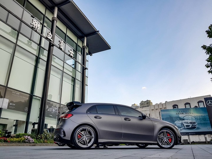 【開箱Mercedes-AMG】 A45S 4MATIC
