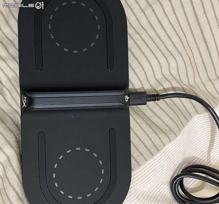 <開箱> 無線拘束 HyperX CLOUD Flight S 7.1 + ChargePlay Base 充電版