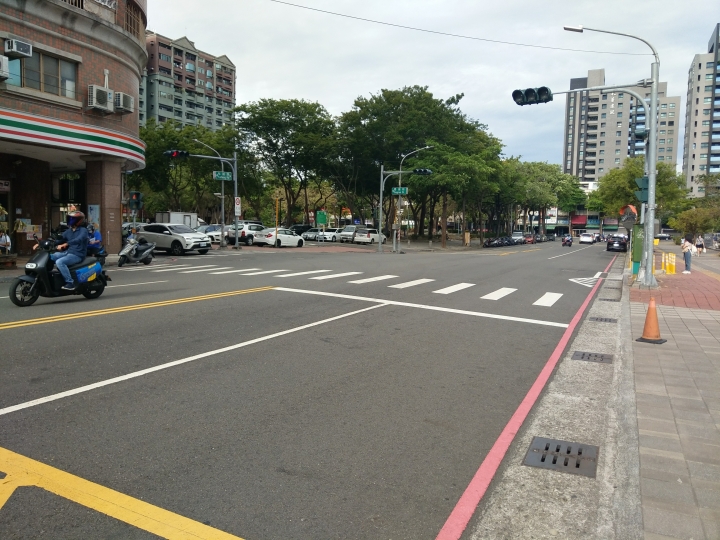 詭異的新設待轉區