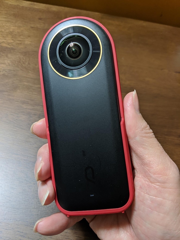 點我看大圖 KanDao QooCam 8K 360 開箱 /操作/ 實拍 ,詳細圖文。 世界首創第1台掌上8k超高畫質360相機!