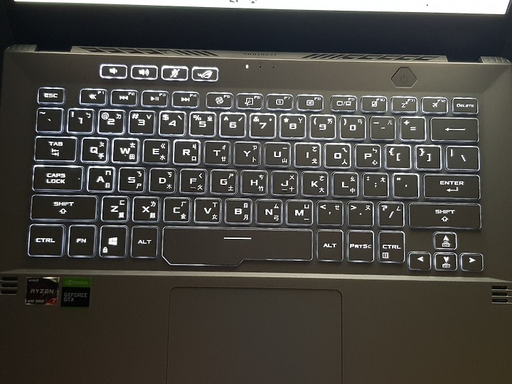 「小亞開箱」ASUS ROG Zephyrus G14 GA401II 西風之神降臨，屈服於我腳下