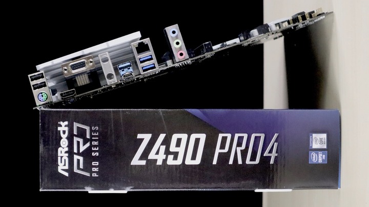 開箱與拆解 ASRock Z490 Pro 4 規格、用料、方案整理