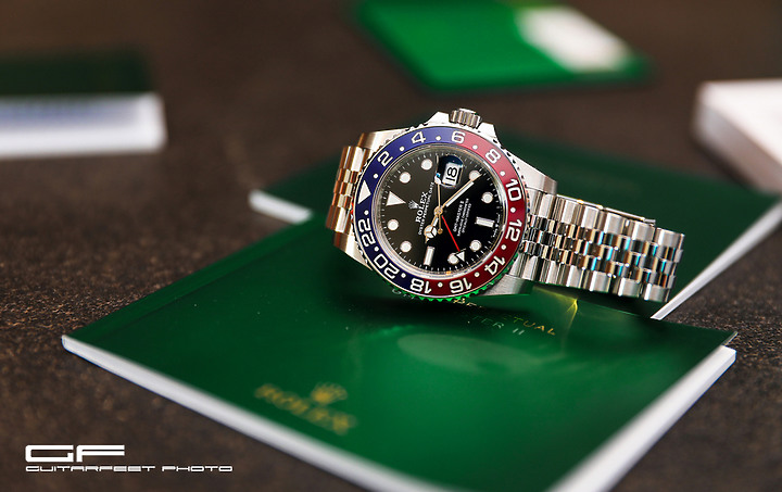 --百事可樂-- Rolex 勞力士 126710 BLRO GMT Master II 紅藍開箱