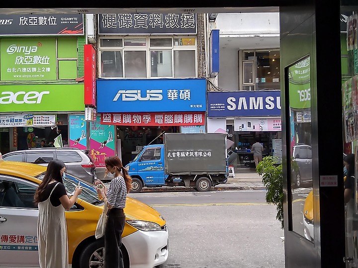 Sony Xperia 10 II 台北八德店拍照測試