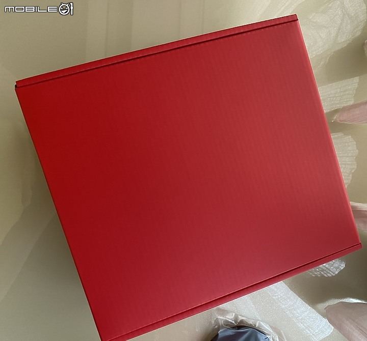 <開箱> 無線拘束 HyperX CLOUD Flight S 7.1 + ChargePlay Base 充電版