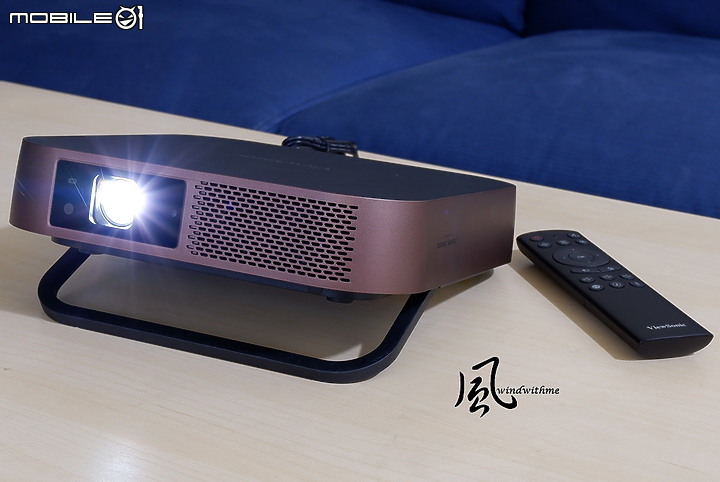 點我看大圖 ViewSonic M2行動商務與家庭娛樂兼具之微型投影機開箱分享