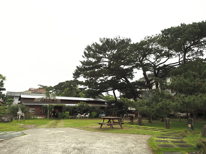 花蓮市 將軍府、松園別館、台開心農場、星巴克洄瀾門市、晨研早午餐 —梅雨季中的花蓮旅行,第一部