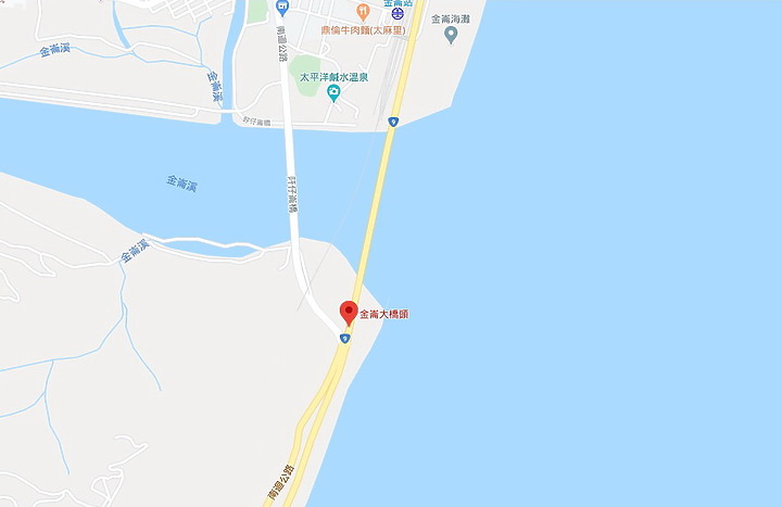 2020年5月14日晚上9:28在金崙大橋前海邊紀錄銀河季開始了，每天將提早約4分鐘出現。