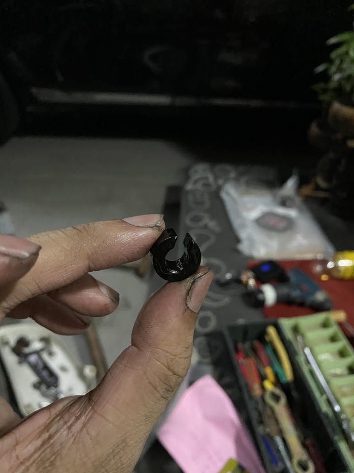請問KTR 中立燈開關