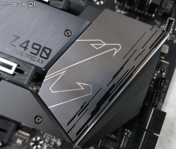 [520]1 0代力量偷嚐，技嘉 Z490 AORUS PRO AX 開箱